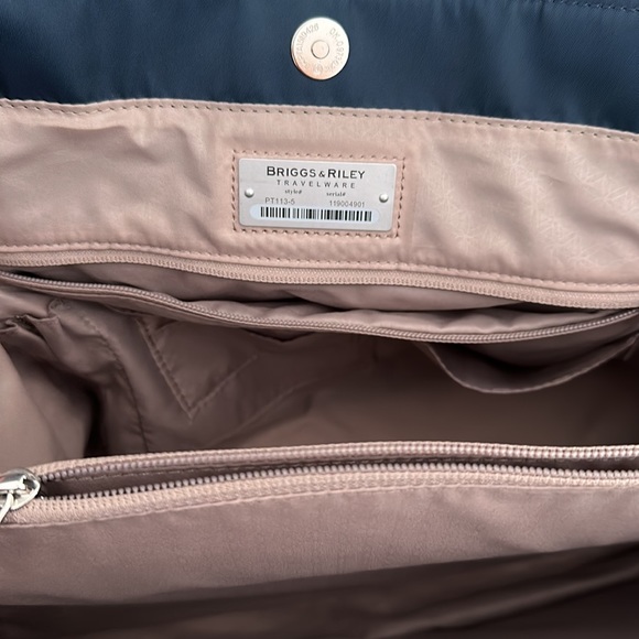 Briggs & Riley travel tote/  computer bag. Never used. - Picture 4 of 5